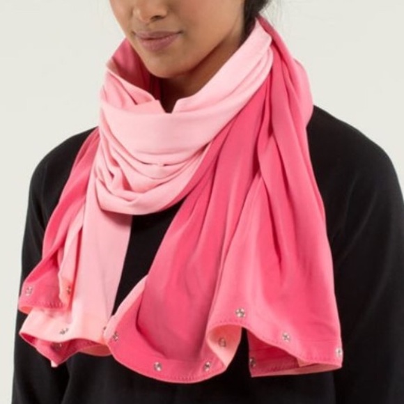 Lululemon Pink Vinyasa Rulu Scarf